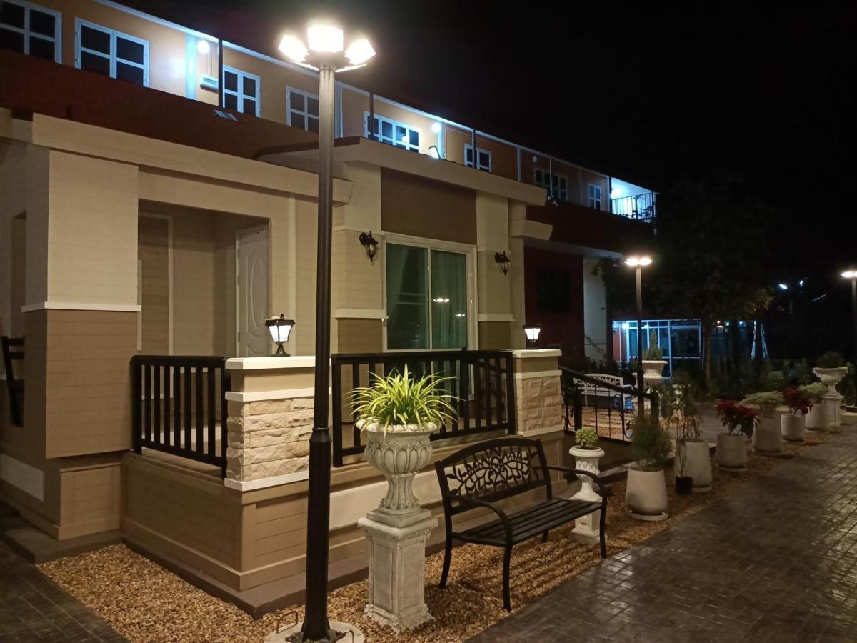 Bed and Breakfast Khaoyaitriplefive Ban Thung Sawang Esterno foto