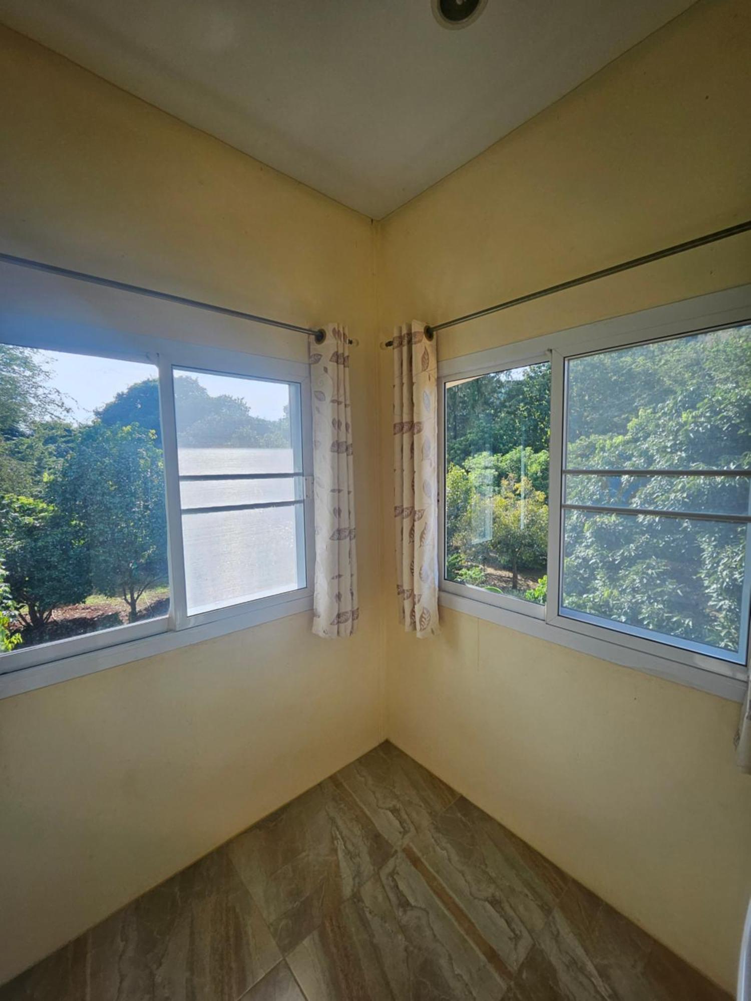 Bed and Breakfast Khaoyaitriplefive Ban Thung Sawang Esterno foto
