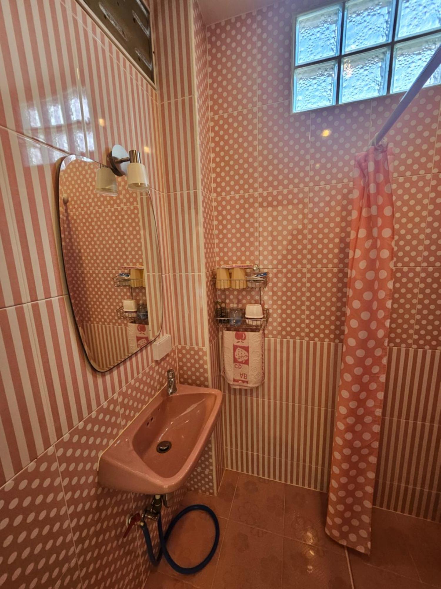 Bed and Breakfast Khaoyaitriplefive Ban Thung Sawang Esterno foto